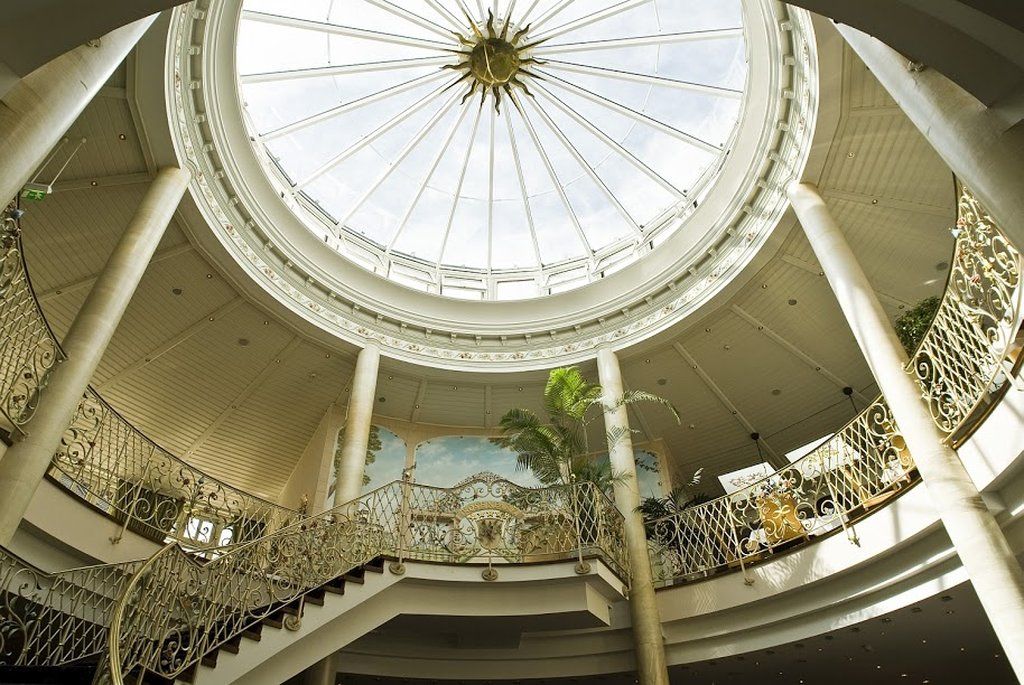 Vila Vita Rosenpark Marburg Extérieur photo The interior of the hotel