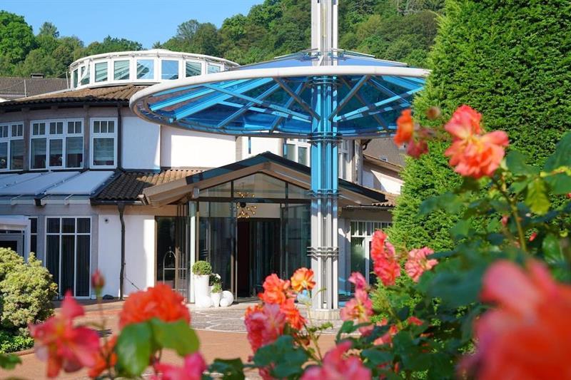 Vila Vita Rosenpark Marburg Extérieur photo The entrance of the German National Academy for Public Health at the Robert Koch Institute